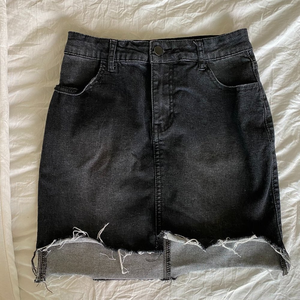 Black Skirt